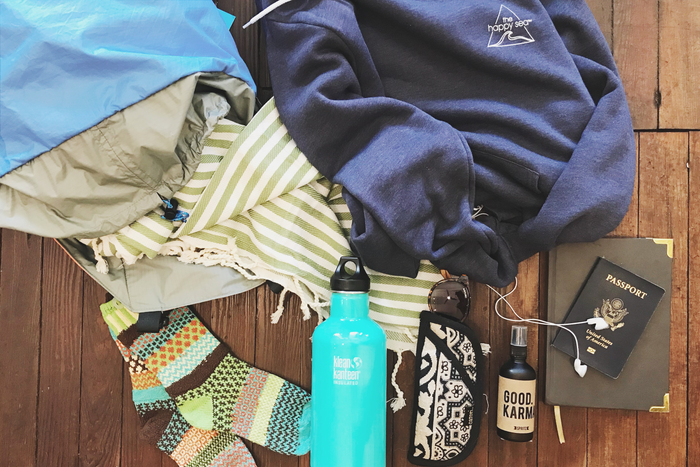 WHAT'S IN OUR CARRY ON?